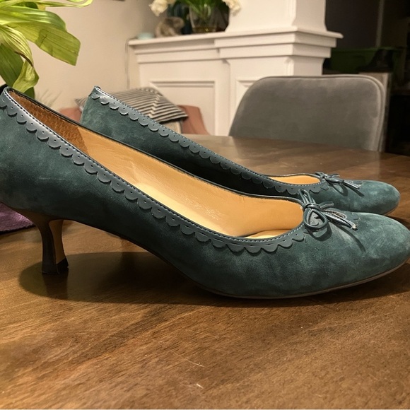 LOFT Shoes - Ann Taylor Loft Elegant Dark Green 2-inch Kitten Heel Pumps